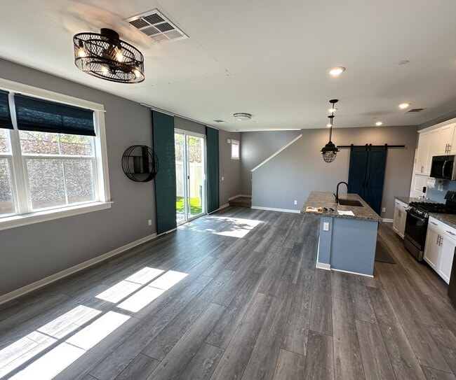 35789 Breckyn Ln in Murrieta, CA - Building Photo - Building Photo