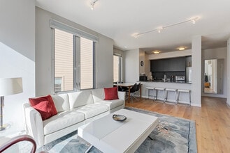 11 Rose St in San Francisco, CA - Building Photo - Building Photo