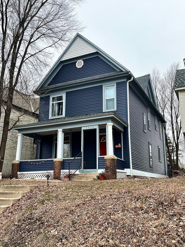 3624 Bloomington Ave