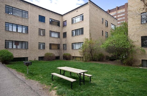 The Franklin Roosevelt Apartments in Denver, CO - Building Photo