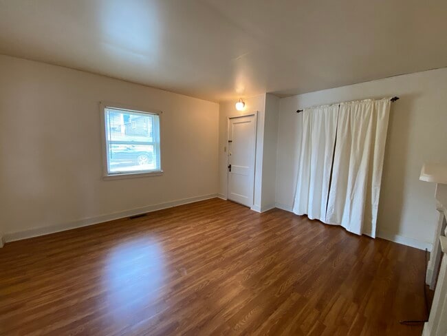 212 Central Ave in Chicora, PA - Building Photo - Building Photo