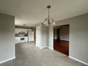 705 Ogeechee Dr E in Statesboro, GA - Building Photo - Building Photo