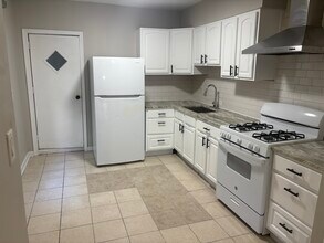 5544 W Jefferson St in Philadelphia, PA - Building Photo - Building Photo