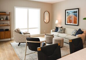 Lake District Flats in Ludington, MI - Building Photo