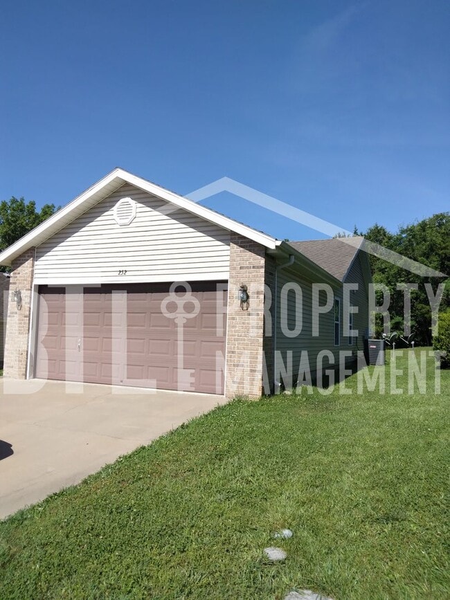 property at 252 Forest Ln