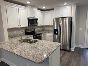1121 Lilly Valley Way in Nashville, TN - Building Photo - Building Photo