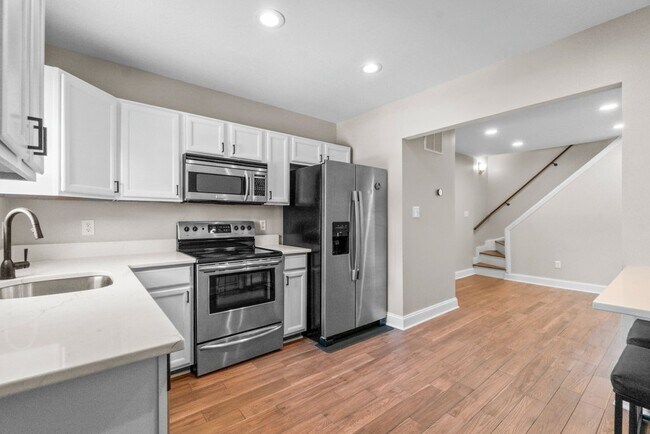 324 W 29th St in Baltimore, MD - Foto de edificio - Building Photo