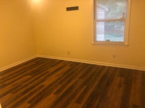 5012 Leeshire Trail in Tucker, GA - Building Photo - Building Photo