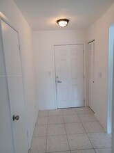 1304 NE 191st St in Miami, FL - Building Photo - Building Photo