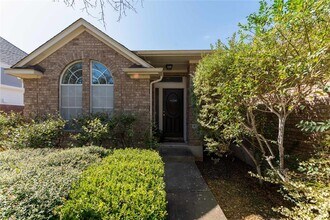 11120 Savin Hill Ln in Austin, TX - Building Photo - Building Photo