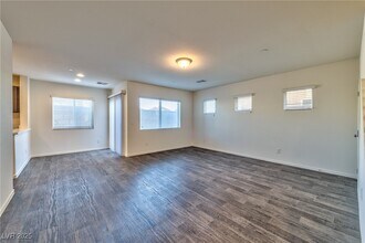 4134 N San Cuervo Way in Las Vegas, NV - Building Photo - Building Photo