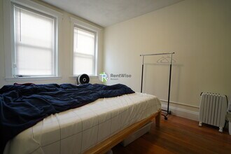 82 Brainerd Rd, Unit 18 in Boston, MA - Foto de edificio - Building Photo