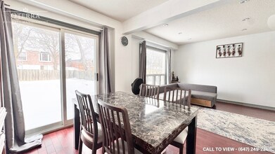 86 Ashridge Dr in Toronto, ON - Building Photo - Building Photo