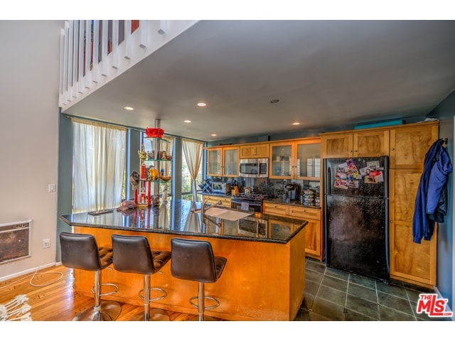 14 Mast in Marina Del Rey, CA - Building Photo - Building Photo
