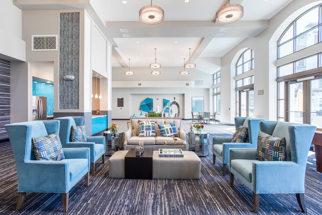 Deer Creek Apartments in San Ramon, CA - Building Photo