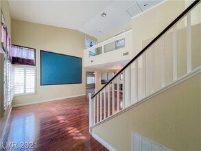 9025 Crimson Clover Way in Las Vegas, NV - Building Photo - Building Photo