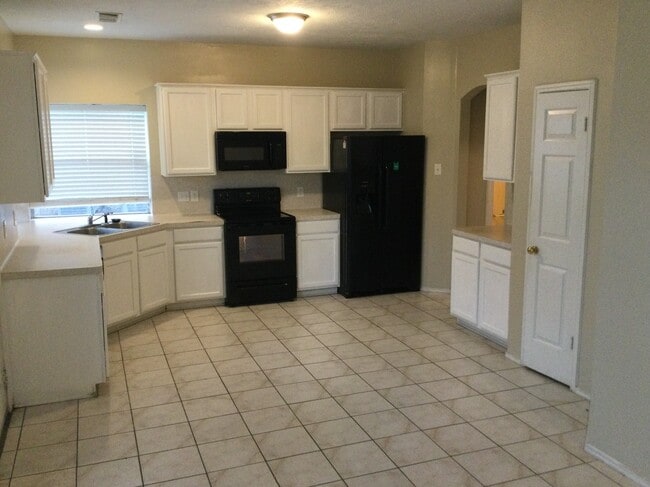 2218 Laurel Oaks Dr in Houston, TX - Foto de edificio - Building Photo