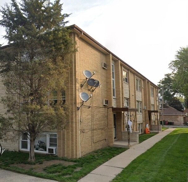 property at 3533 S Harlem Ave