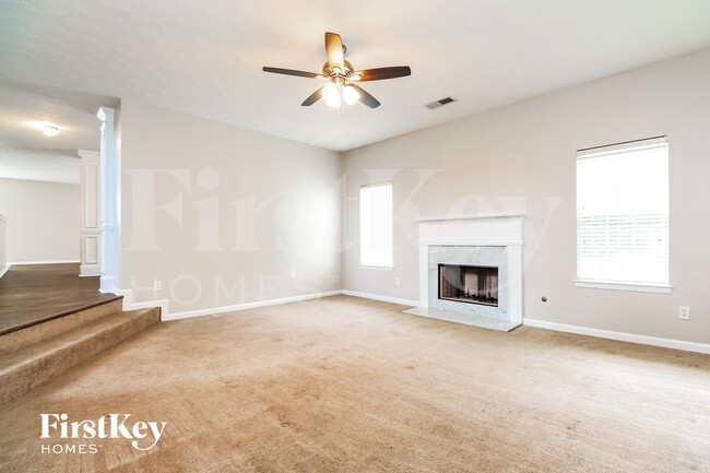 592 Howell Dr in Locust Grove, GA - Building Photo - Building Photo