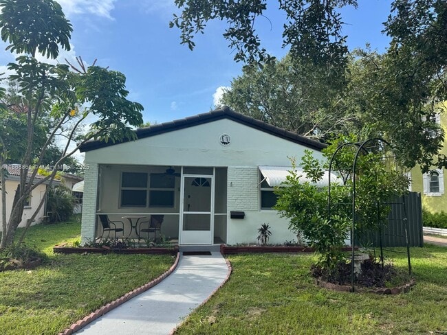 property at 1538 Jefferson St