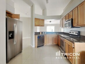 31017 Stone Arch Ave in Wesley Chapel, FL - Building Photo - Building Photo