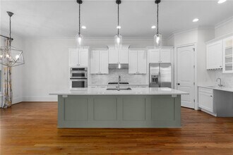 1106 Francis St NE in Atlanta, GA - Building Photo - Building Photo