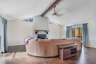 306 Happy Creek Rd in Locust Grove, VA - Building Photo - Building Photo