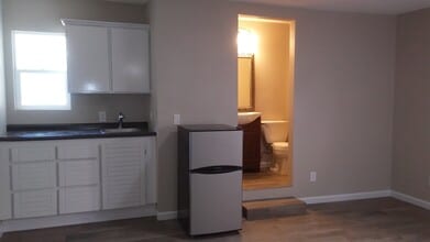 743 Harris Ave in San Diego, CA - Building Photo - Building Photo