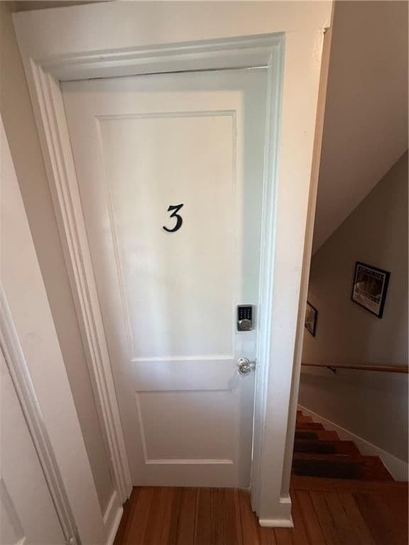 28 Calvert St in Newport, RI - Building Photo - Building Photo