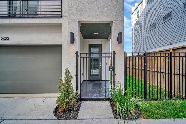 property at 2623 Hutchins St