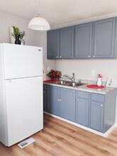 777 E Yerby St in Marshall, MO - Building Photo - Building Photo