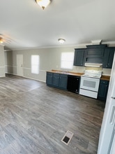 9477 Lansdowne Rd in Baton Rouge, LA - Building Photo - Building Photo