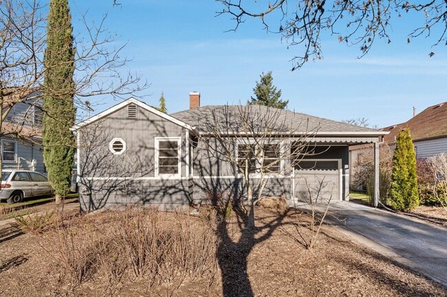 property at 2715 N Kilpatrick St