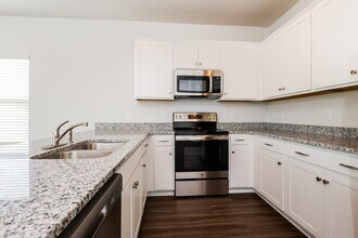 124 Shire Dr in Summerville, SC - Building Photo - Building Photo