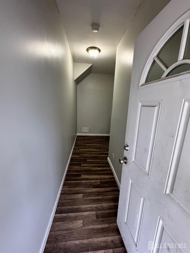 260 Amherst St in East Orange, NJ - Building Photo - Building Photo