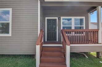 2809 Martin Luther King Ave in Dickinson, TX - Building Photo - Building Photo