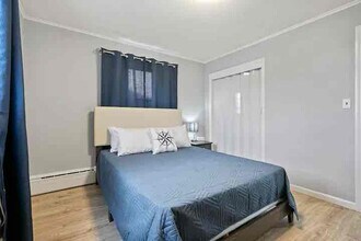 218 Channel Dr in Point Pleasant Beach, NJ - Building Photo - Building Photo