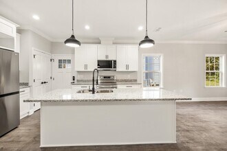 1460 Willow Bend Way in Tallahassee, FL - Building Photo - Building Photo