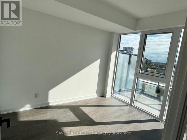 5 Defries St in Toronto, ON - Building Photo - Building Photo