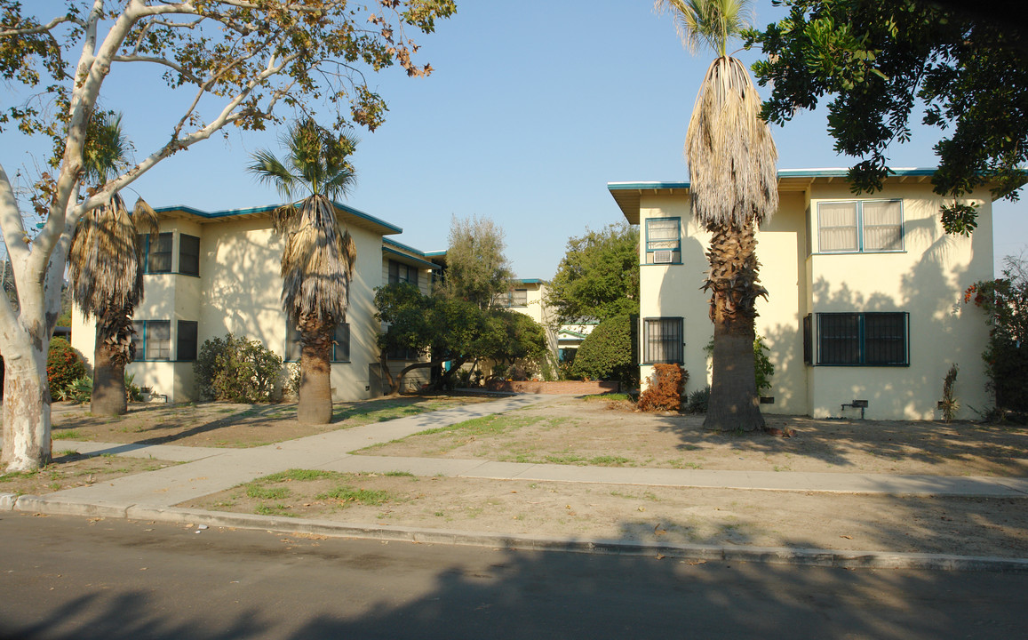 2903-2915 Gracia St in Los Angeles, CA - Building Photo