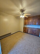 548-550 Lozier Ln in Medford, OR - Building Photo - Building Photo