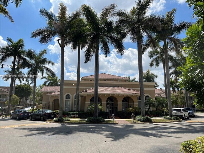 8874 W Flagler St in Miami, FL - Building Photo - Building Photo