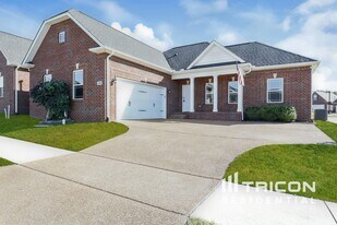 100 Cottage Trce in White House, TN - Building Photo