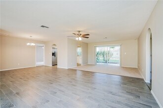 1707 SE 8th St in Cape Coral, FL - Building Photo - Building Photo