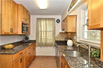 2604 Parker Ave in Silver Spring, MD - Building Photo - Building Photo