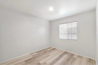 5403 Osbun Rd in San Bernardino, CA - Building Photo - Building Photo