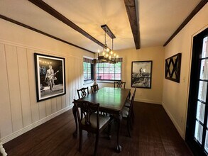 4308 Canoga Ave in Woodland Hills, CA - Building Photo - Building Photo