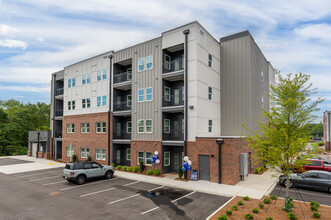 Park Place 55+ Age Exclusive Apartments in Lawrenceville, GA - Building Photo - Building Photo