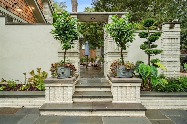 407 8th St NE in Atlanta, GA - Building Photo - Building Photo