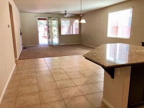3947 Chessa Ln in Clovis, CA - Building Photo - Building Photo